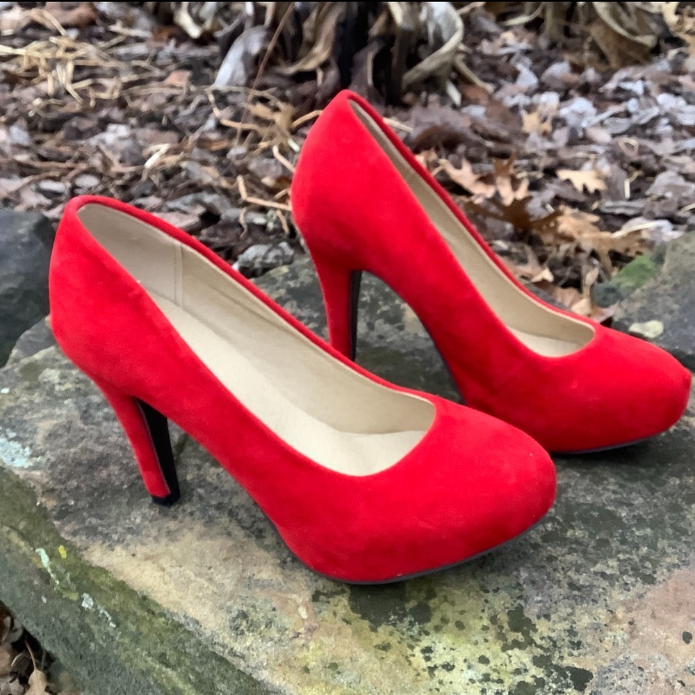 Bright Red Shoes - Size 37 (6.5)